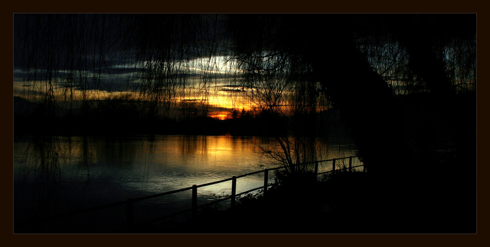 Abendstimmung am Rhein