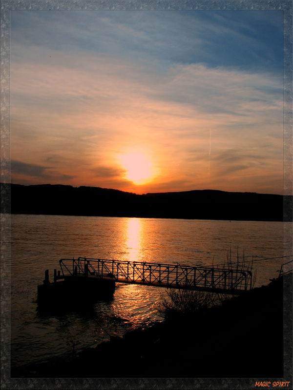 Abendstimmung am Rhein