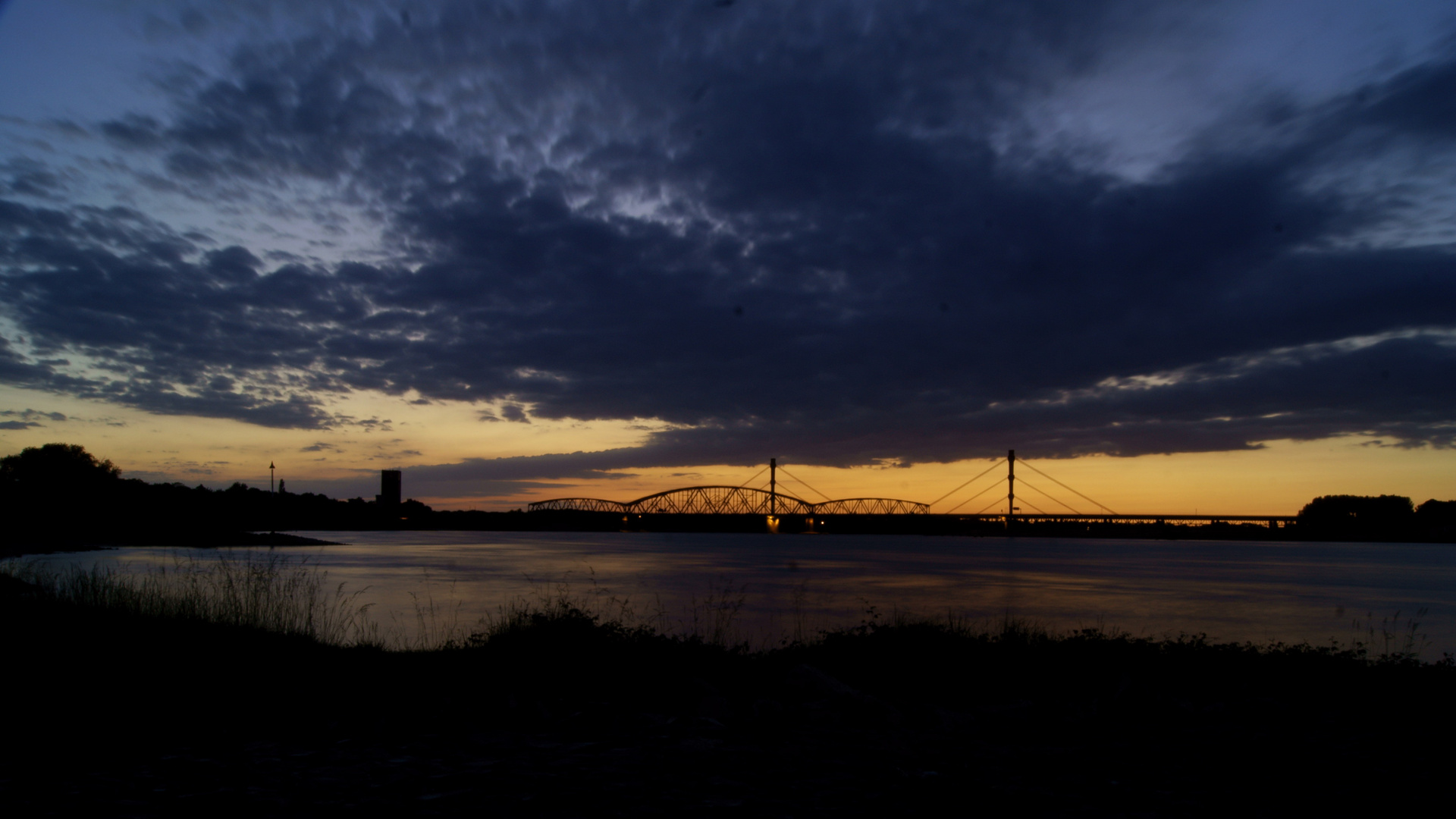 Abendstimmung am Rhein