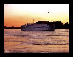 Abendstimmung am Rhein.