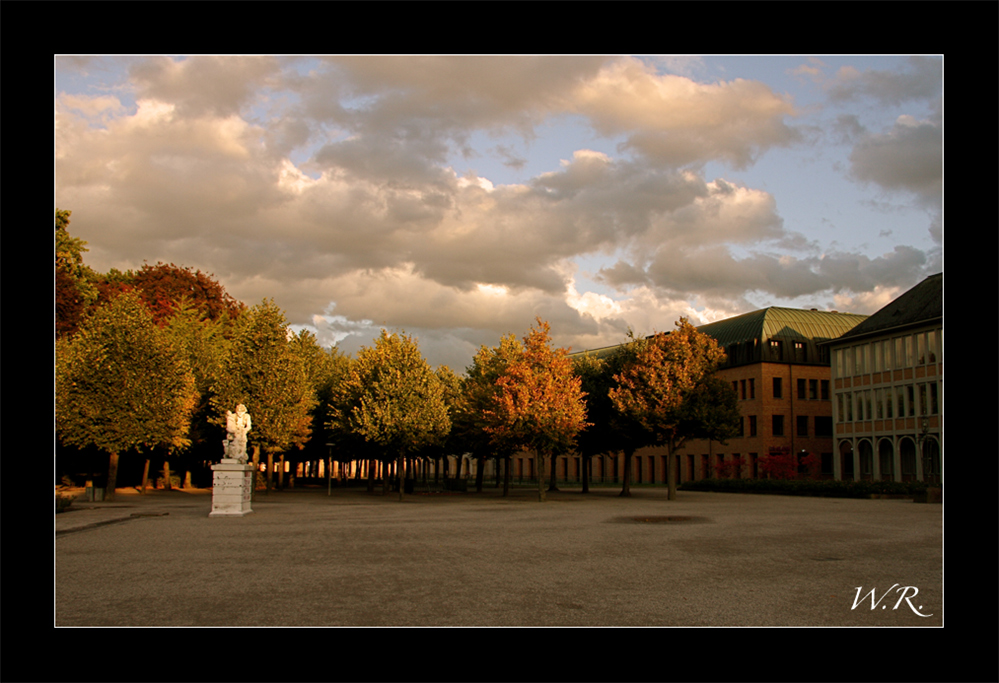 Abendstimmung am Schlossplatz....