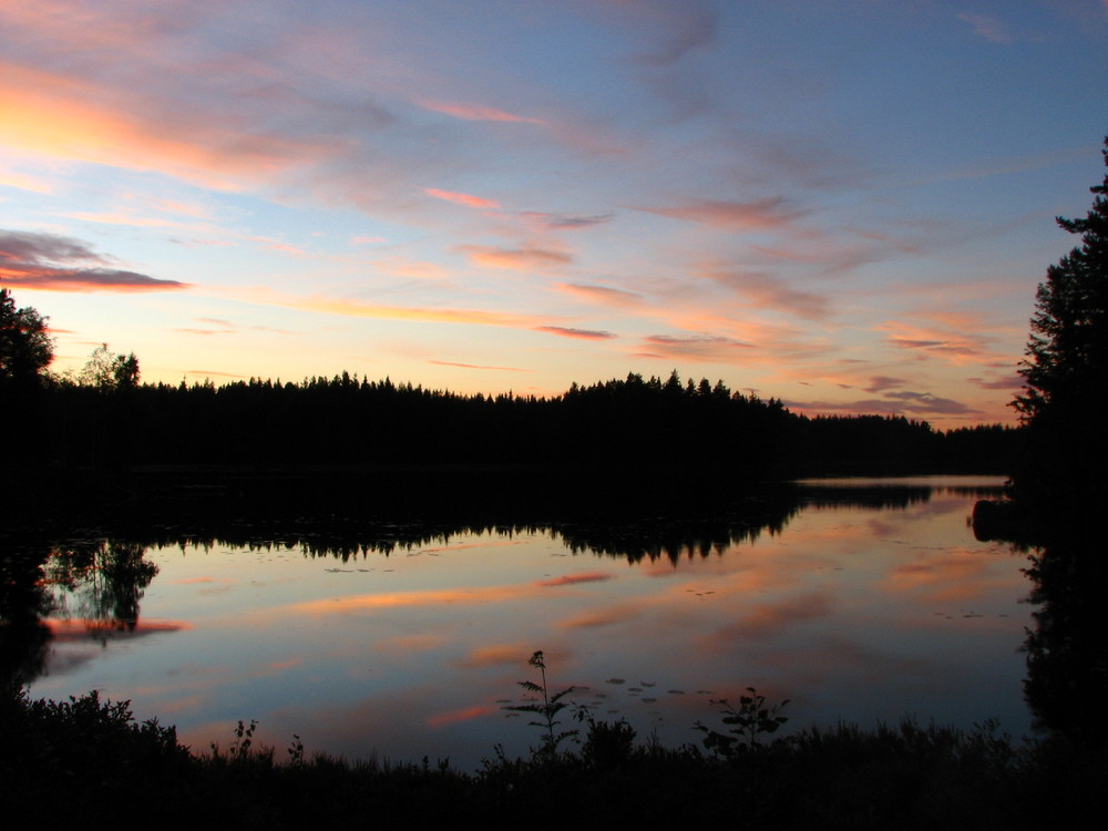 Abendstimmung am See Krakvattnet in Schweden