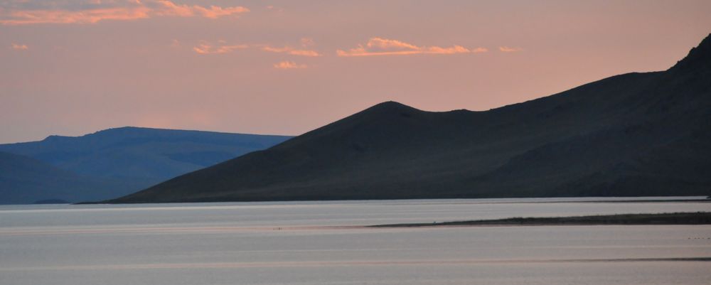 Abendstimmung am Terkhin Zagaan Nuur