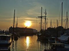 Abendstimmung am Vegesacker Hafen