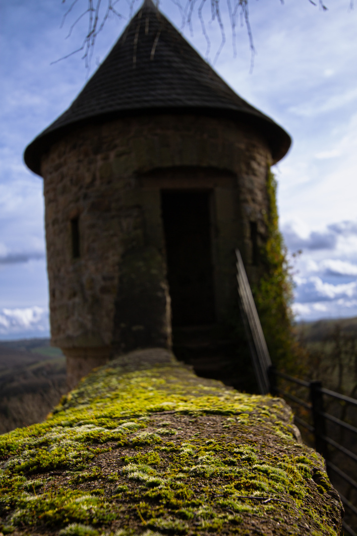 Abendstimmung am Wachturm der zweiten Burgtors