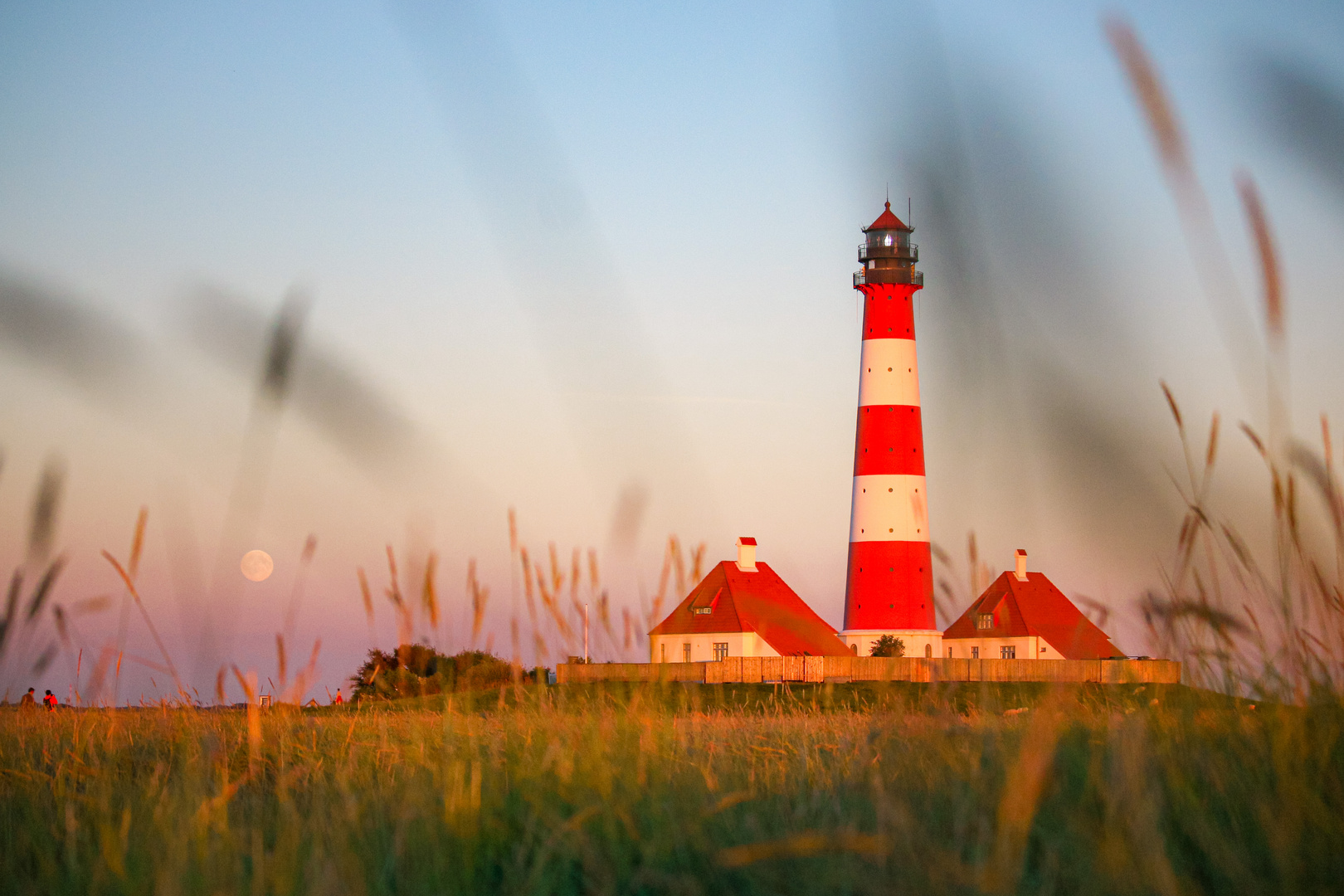 Abendstimmung am Westerhever Leuchtturm. Bei Vollmond. 