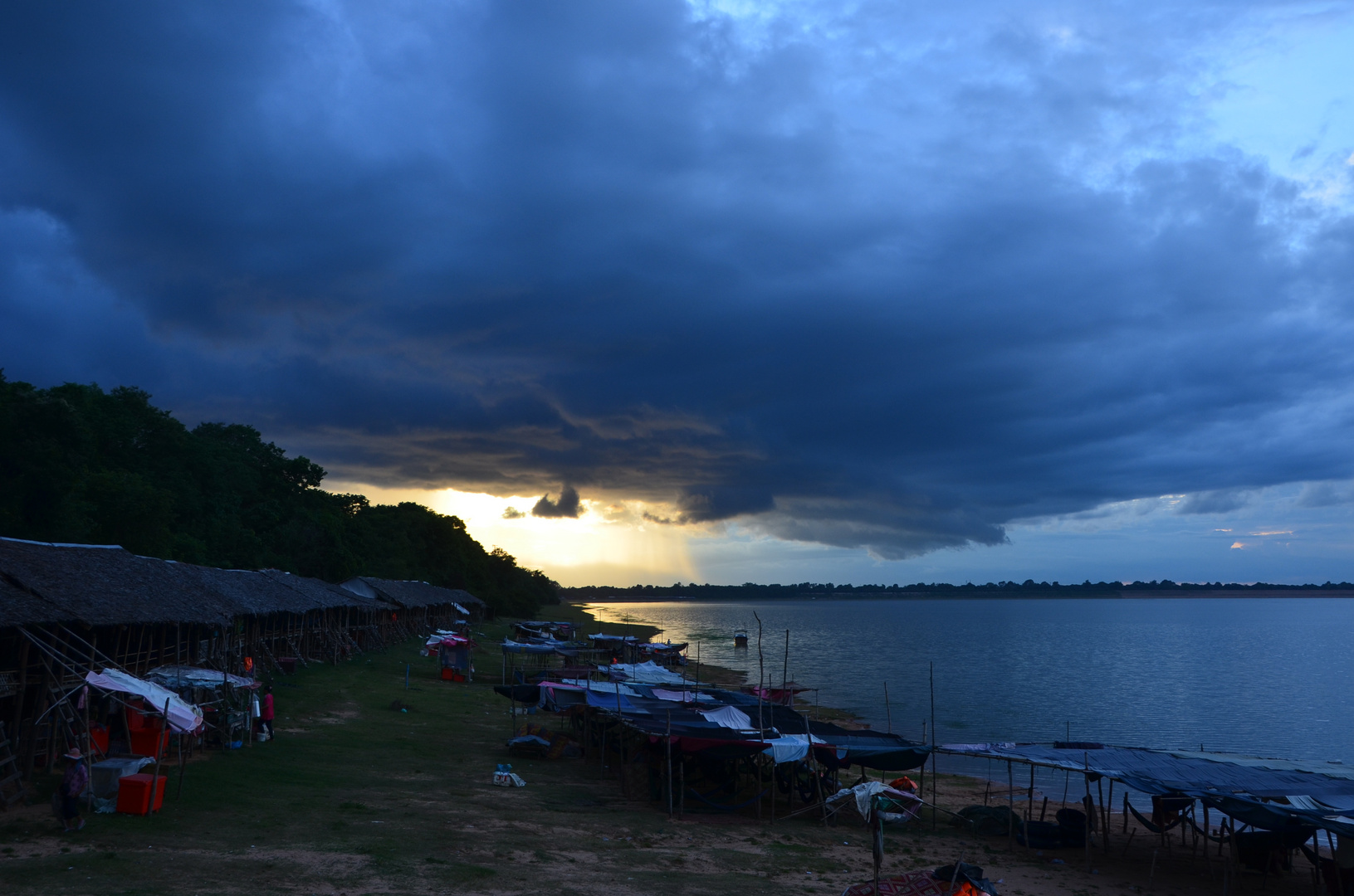 Abendstimmung am westlichen Baray. Siem Reap.