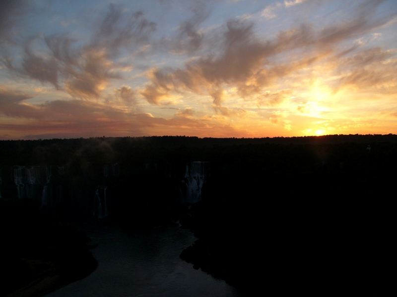 Abendstimmung an den Cataratas de Iguassu