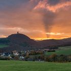 *Abendstimmung an der Burg Olbrück*