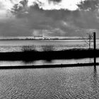 ABENDSTIMMUNG AN DER ELBE