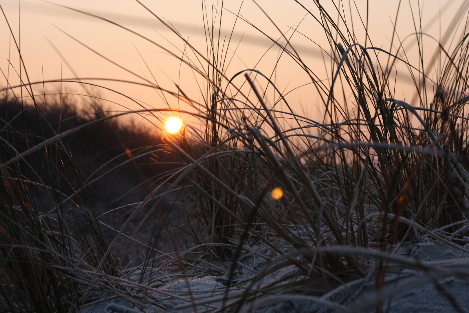 Abendstimmung an der Ostsee im Winter.