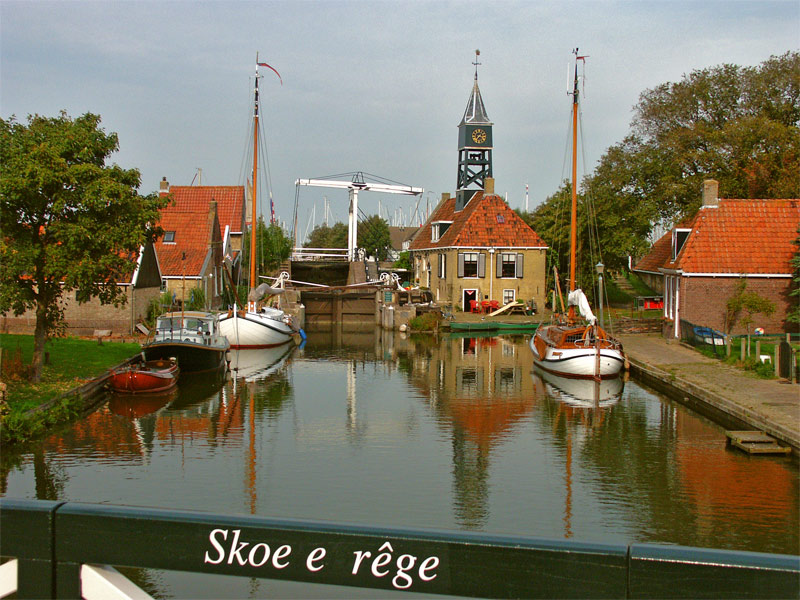 Abendstimmung an der "Schulbrücke" in Hindeloopen.