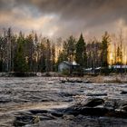 Abendstimmung an Finnlands Schnellen