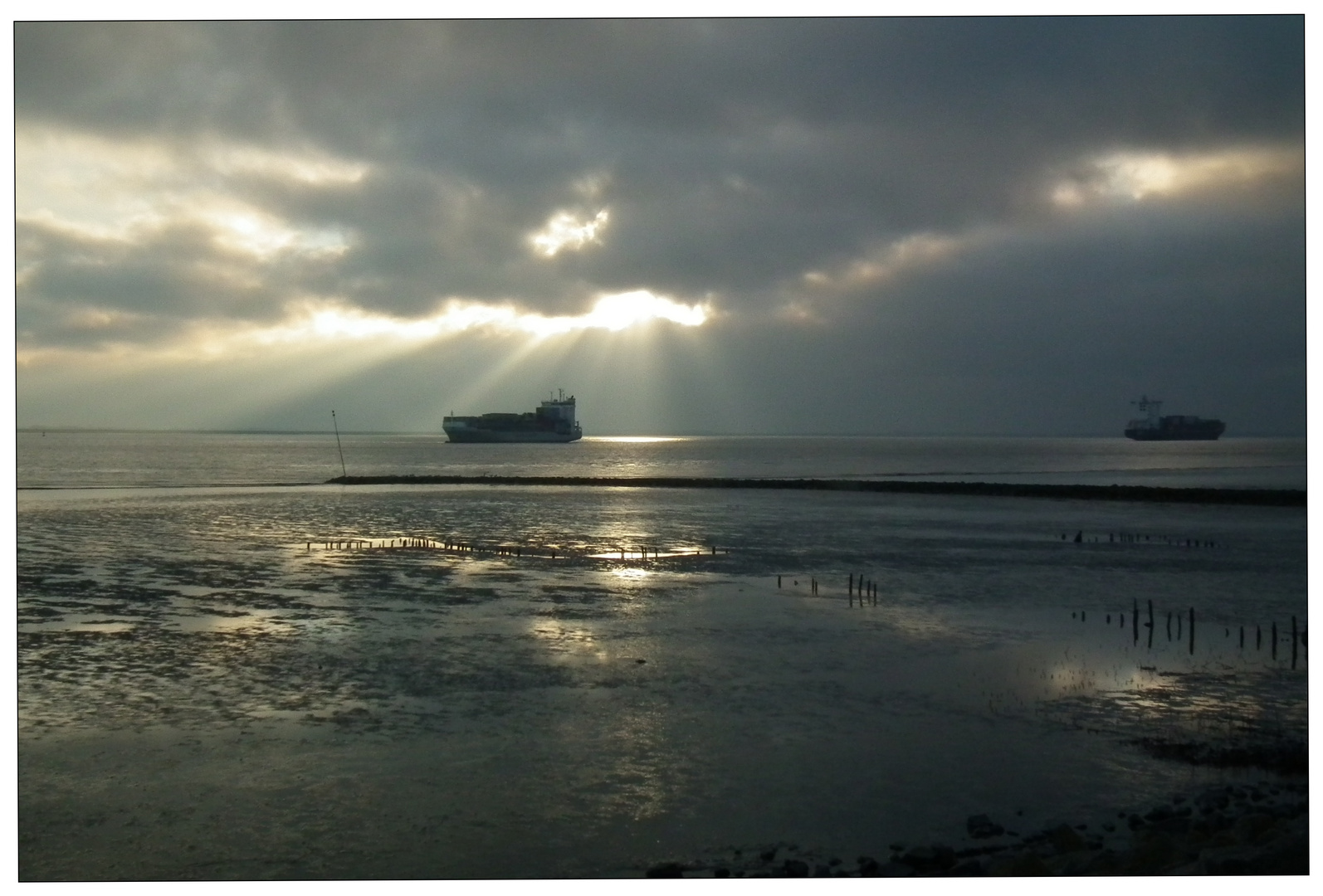 ... abendstimmung auf der elbe ...-