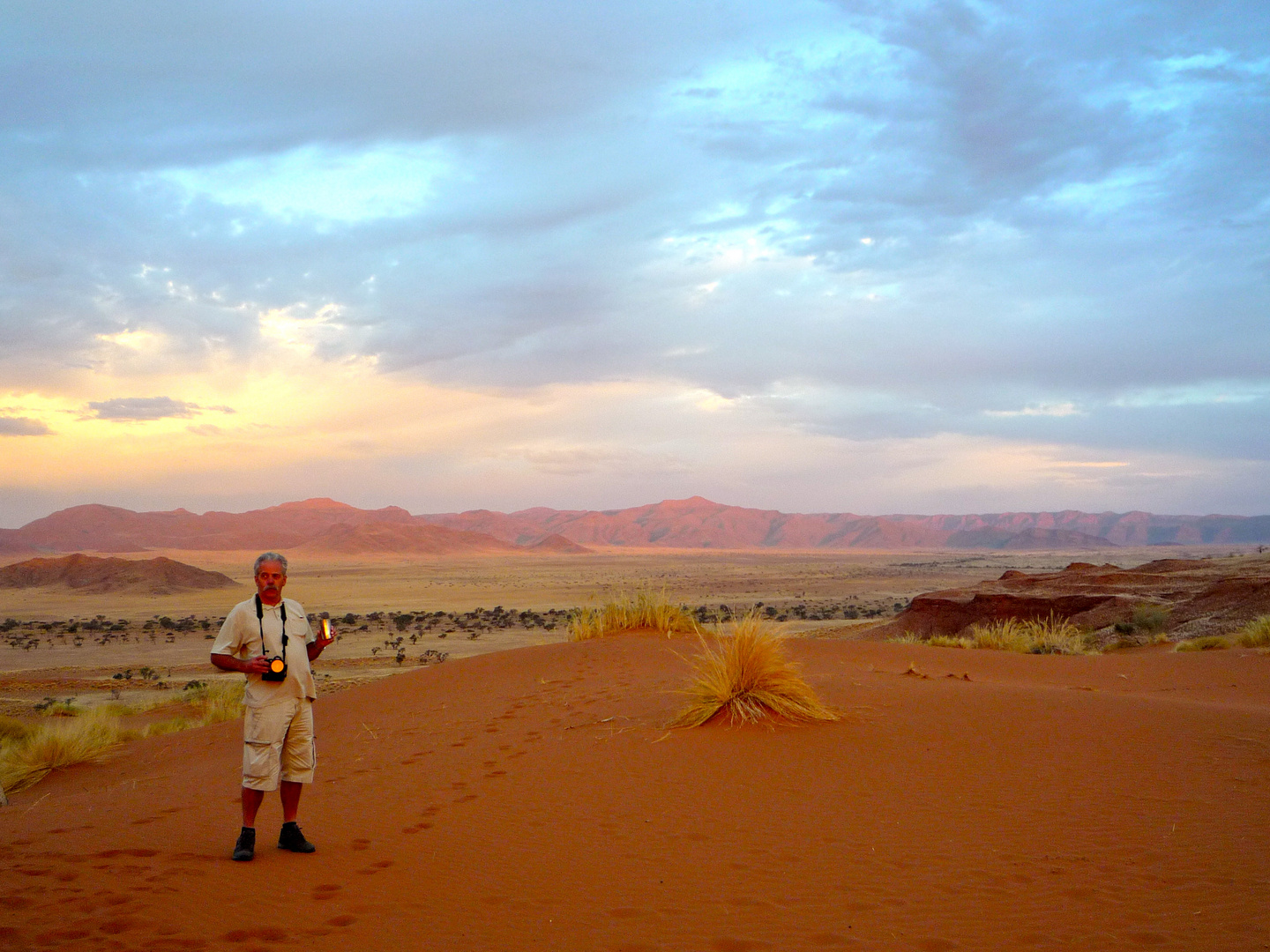 Abendstimmung auf der Hochebene in der Namib