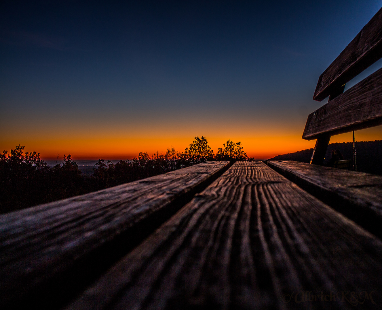 Abendstimmung auf einer Bank