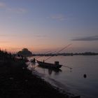 Abendstimmung auf einer Insel in Si Phan Don ( Viertausend Inseln )