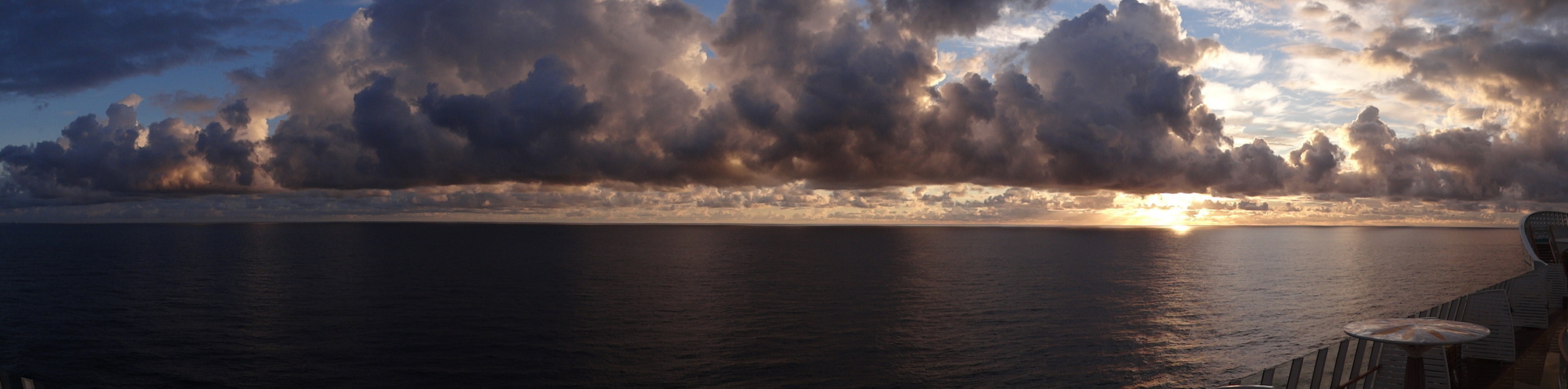 Abendstimmung auf See