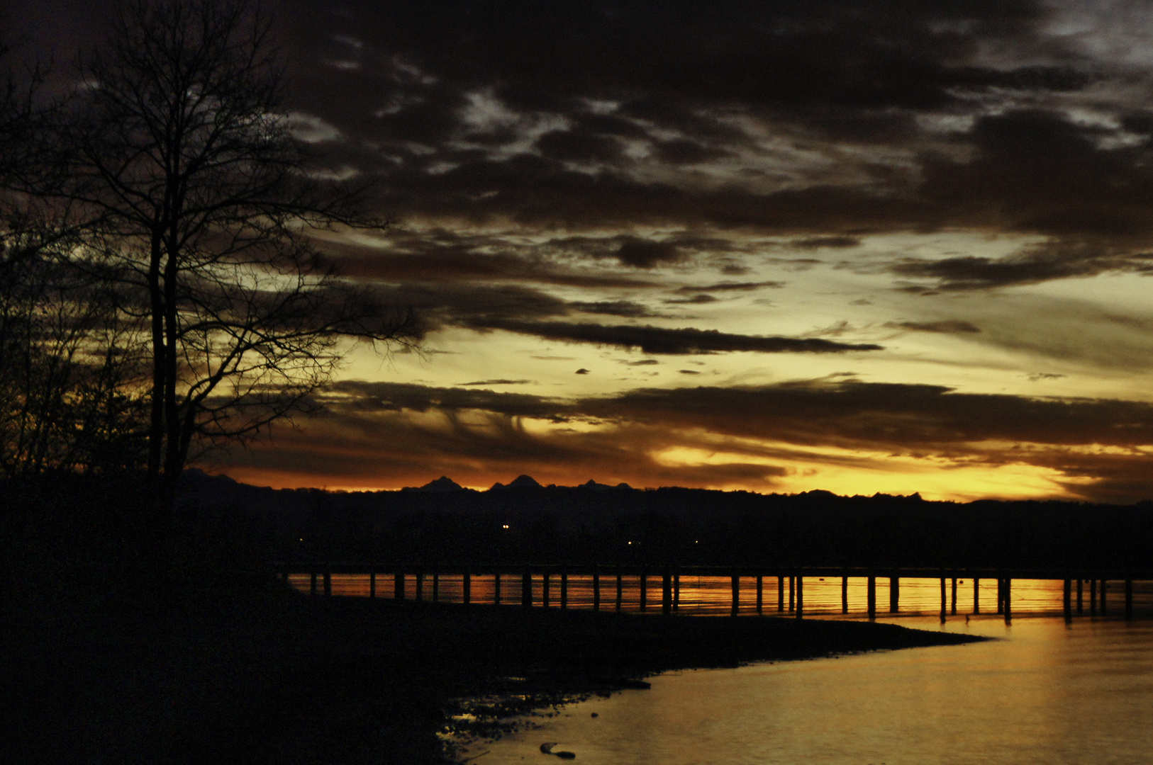 Abendstimmung bei Sonnenuntergang am Ammersee