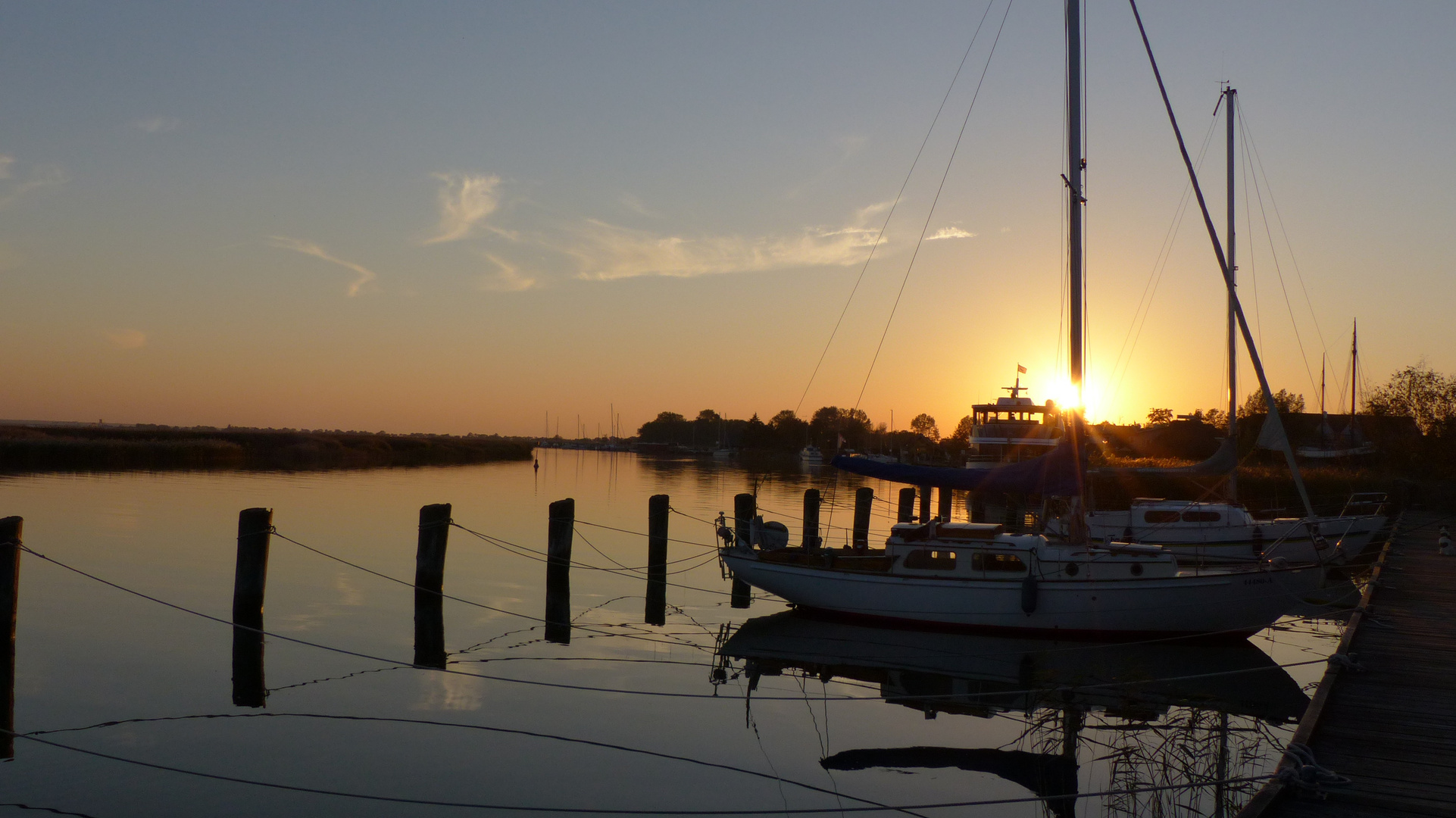 Abendstimmung im Anglerhafen von Zingst