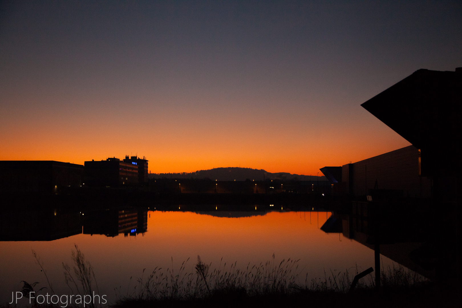 Abendstimmung im Hafen Linz