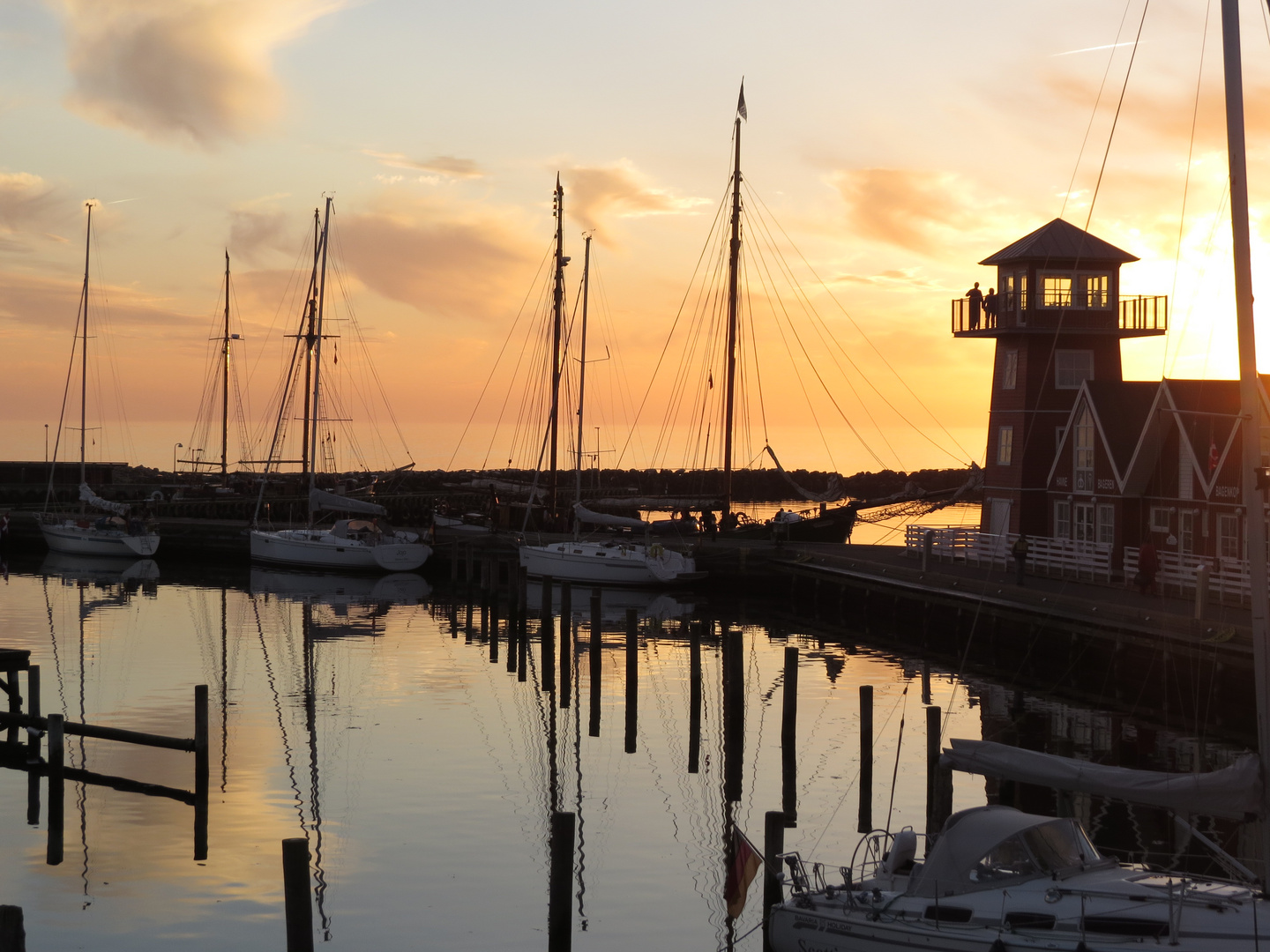 Abendstimmung im Hafen von Bagenkop II