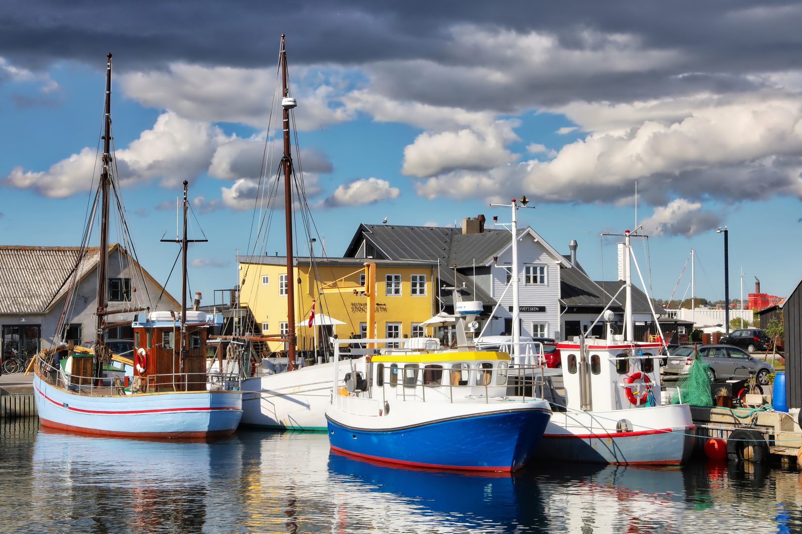 Abendstimmung im Hafen von Ebeltoft  -  evening mood at harbour of Ebeltoft