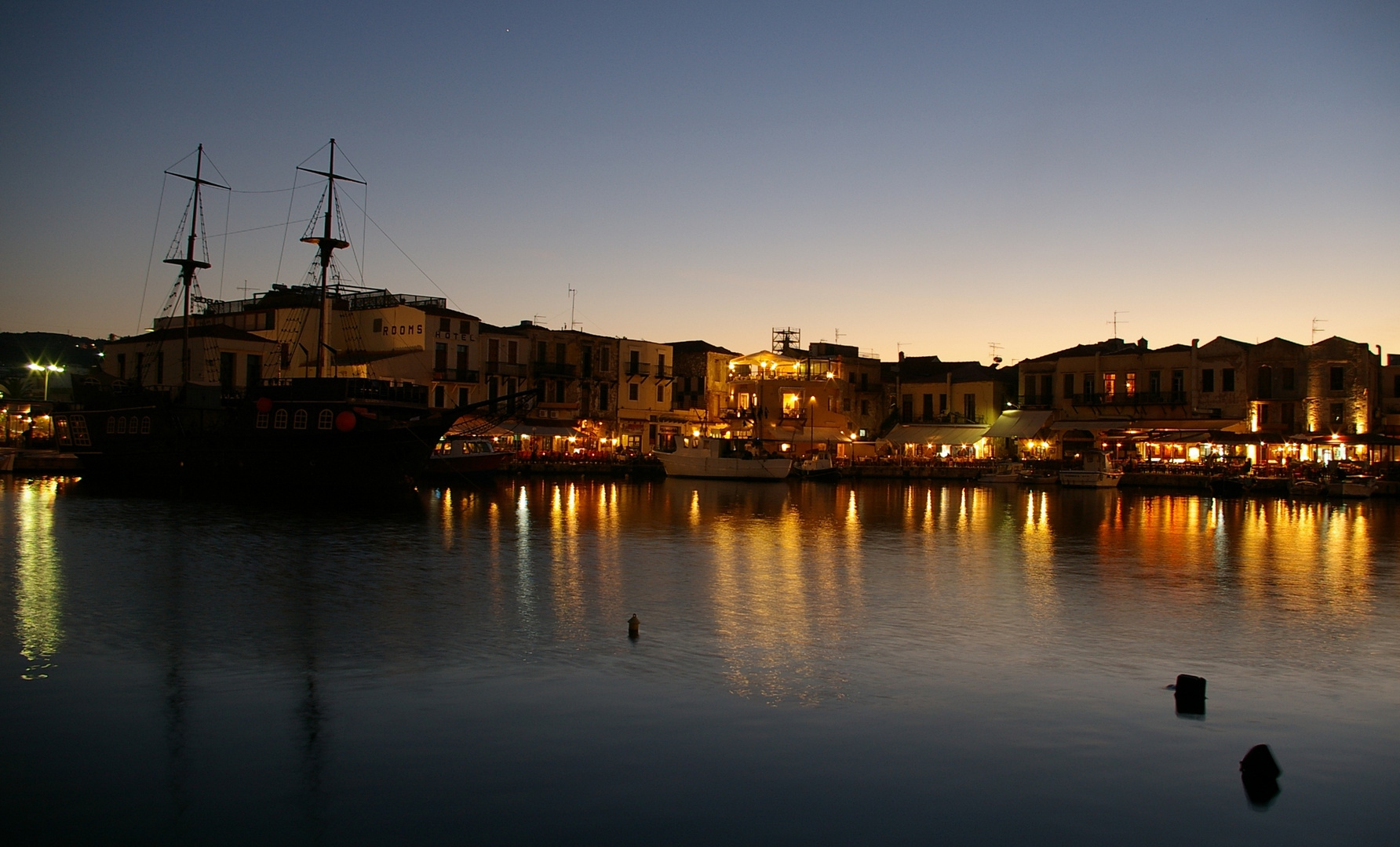 Abendstimmung im Hafen von Rethymno