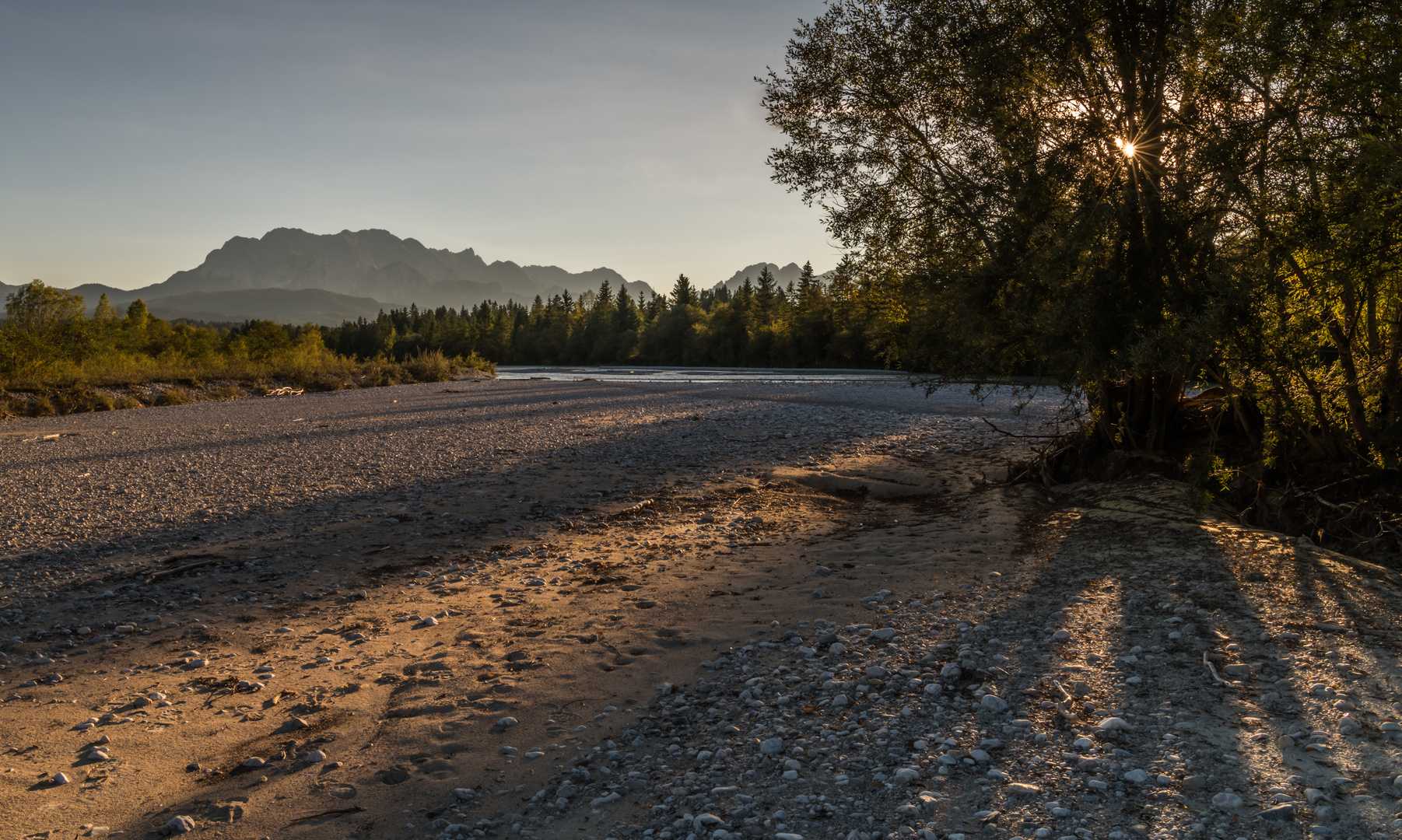 Abendstimmung im Isarwinkel