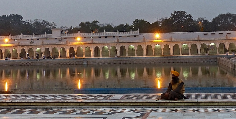 Abendstimmung im Sikh-Tempel II.