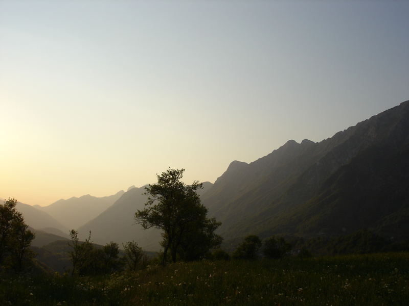 Abendstimmung im Socatal in Slowenien