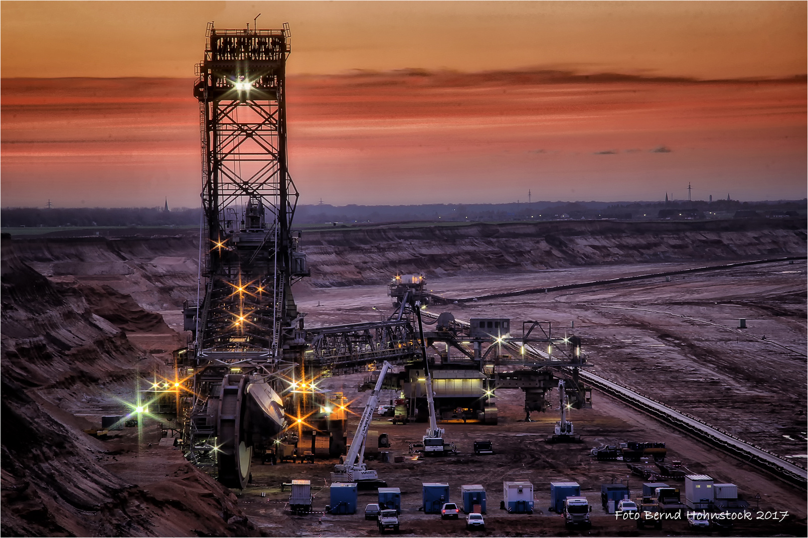 Abendstimmung im Tagebau Garzweiler ....