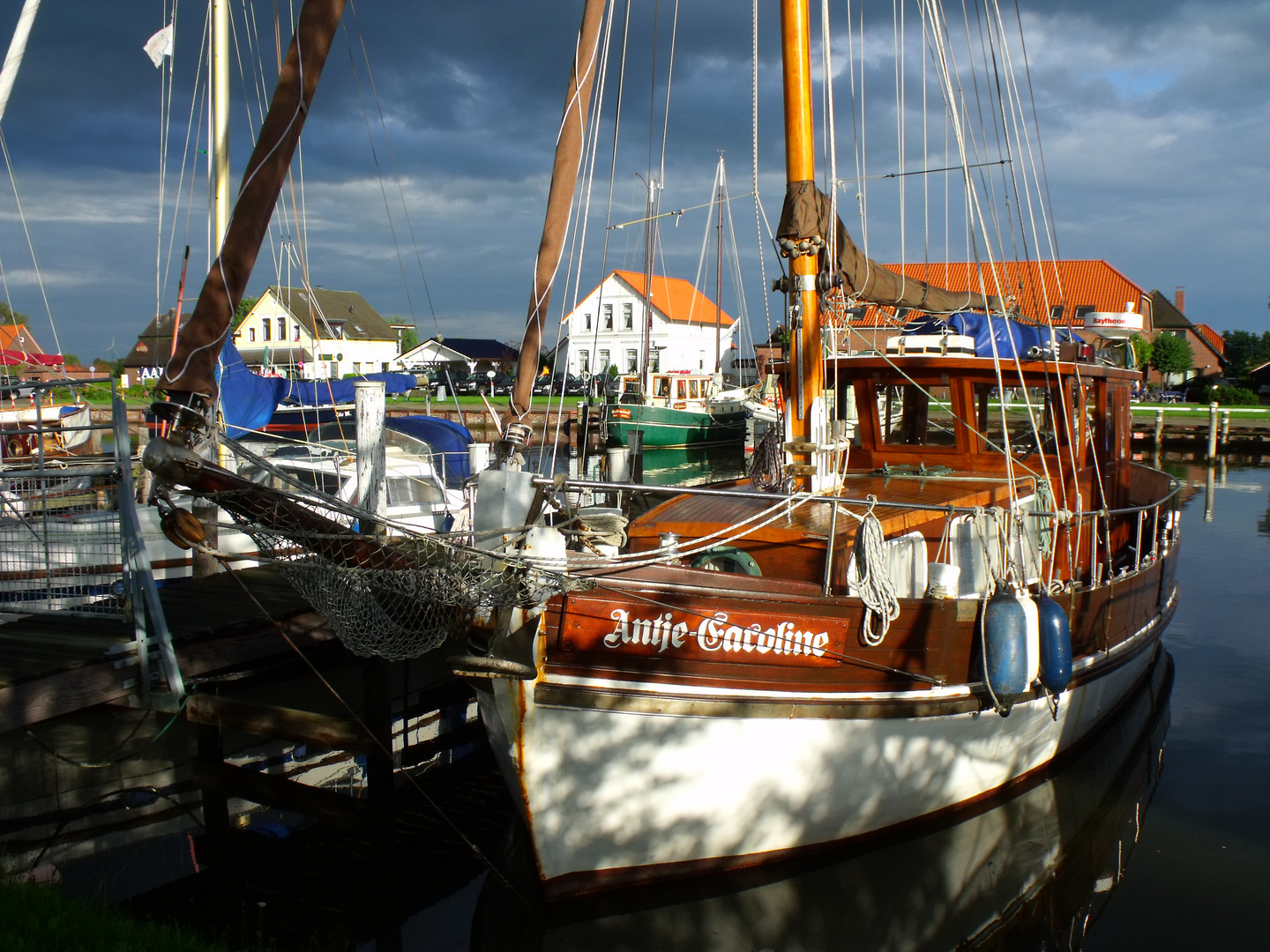 Abendstimmung im Vareler Hafen