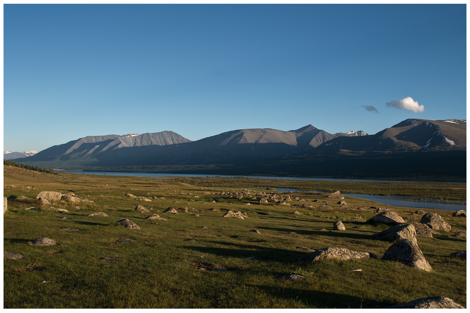 Abendstimmung in der großen Weite der Mongolei