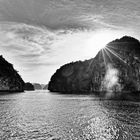 Abendstimmung in der Halong Bucht 03