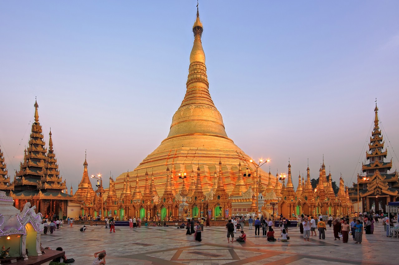 Abendstimmung in der Shwedagon Pagode