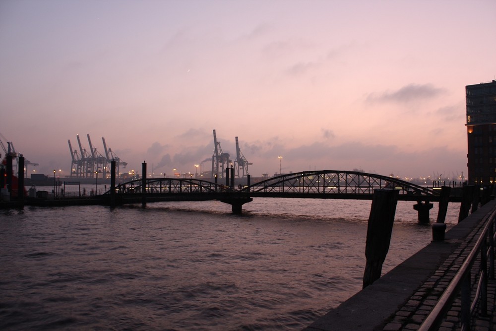 Abendstimmung in Hamburg Altona