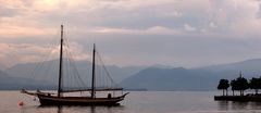 ABENDSTIMMUNG IN LAZISE-GARDASEE