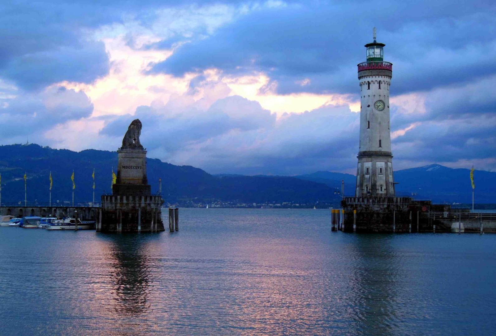 Abendstimmung Lindau Hafeneinfahrt