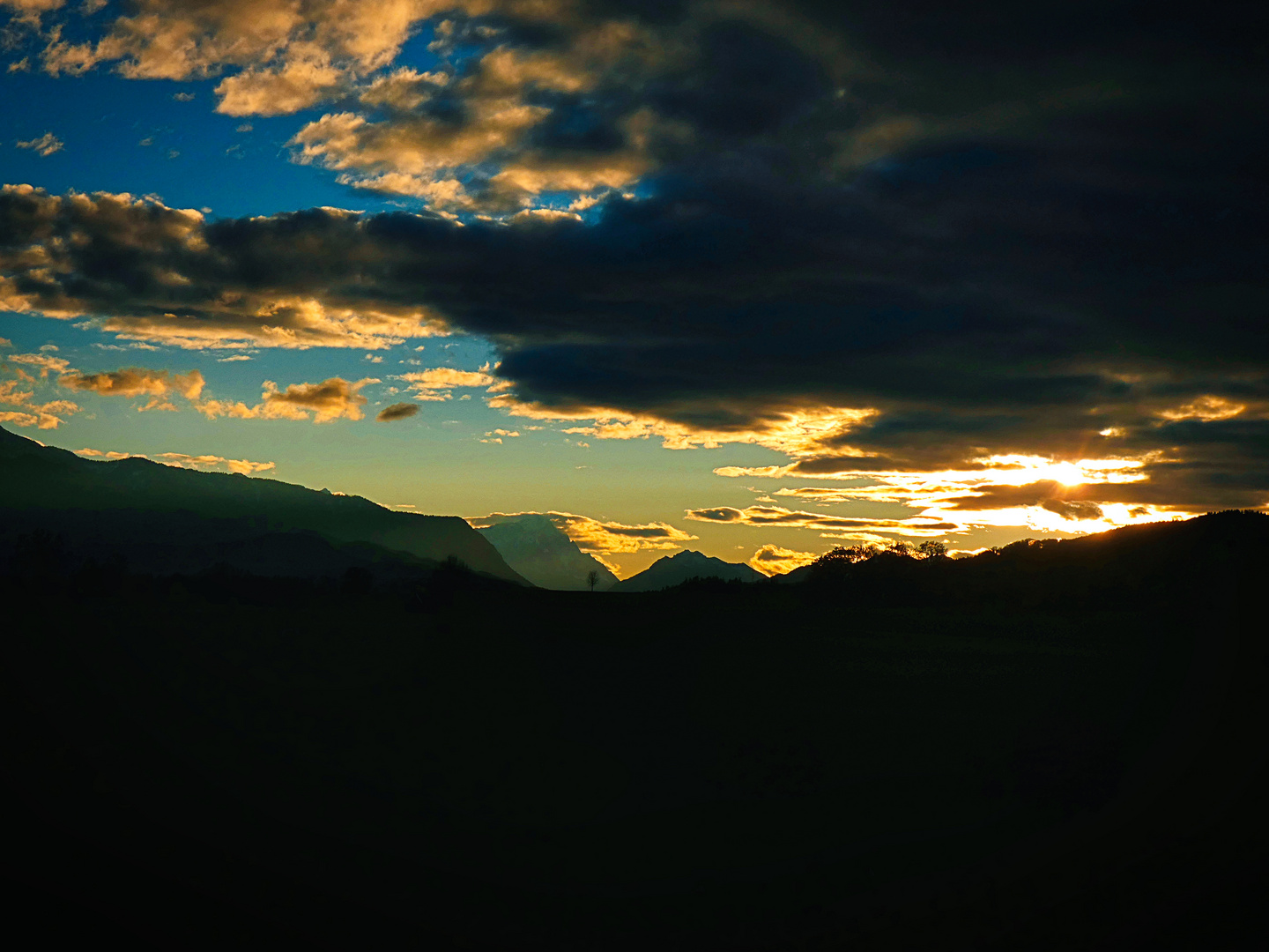 Abendstimmung mit Blick zur Zugspitze