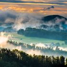 Abendstimmung mit Nebelschwaden