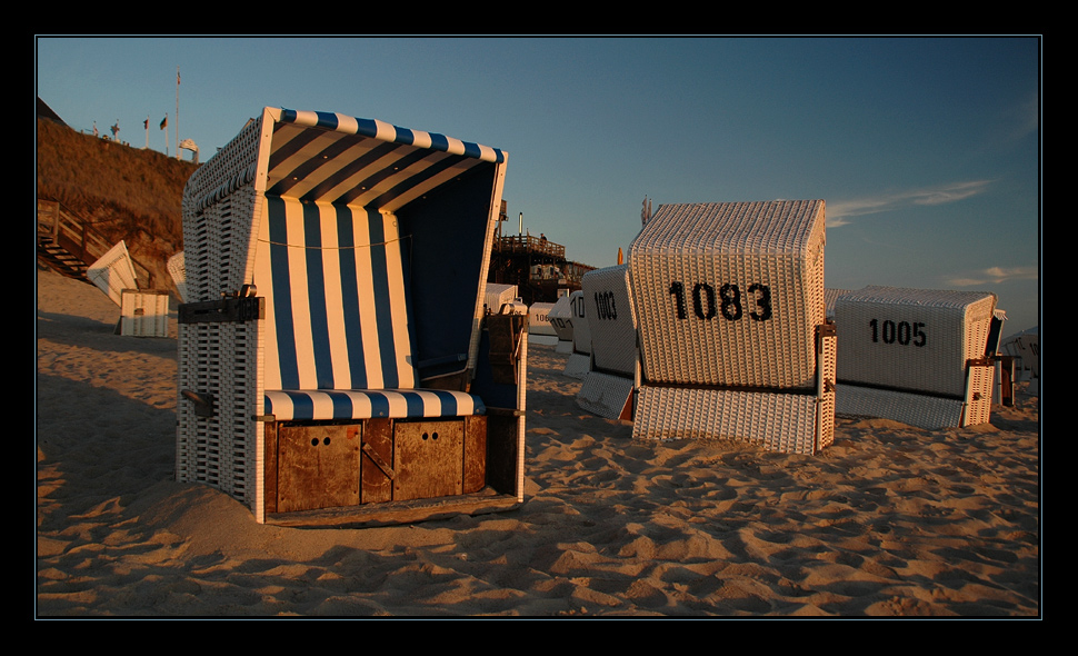 Abendstimmung mit Strandkörben 2