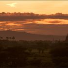 Abendstimmung über Bagan