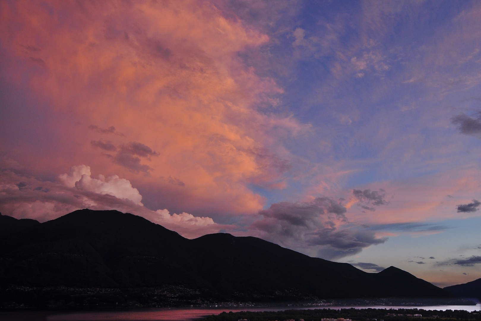 Abendstimmung über dem Lago Maggiore