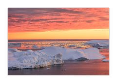 Abendstimmung über den Eisbergen