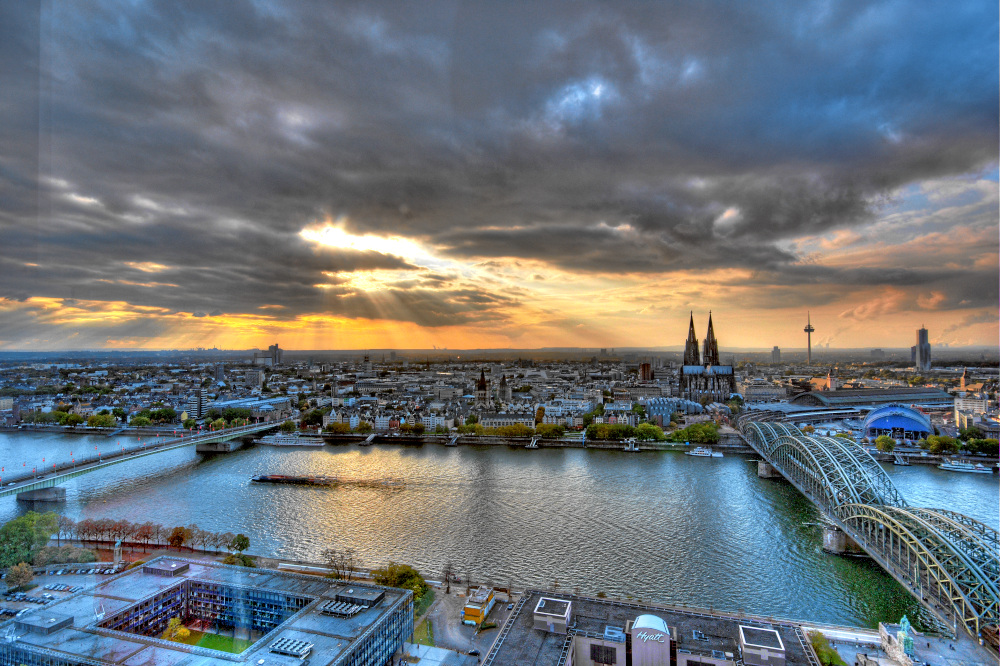 Abendstimmung über Köln