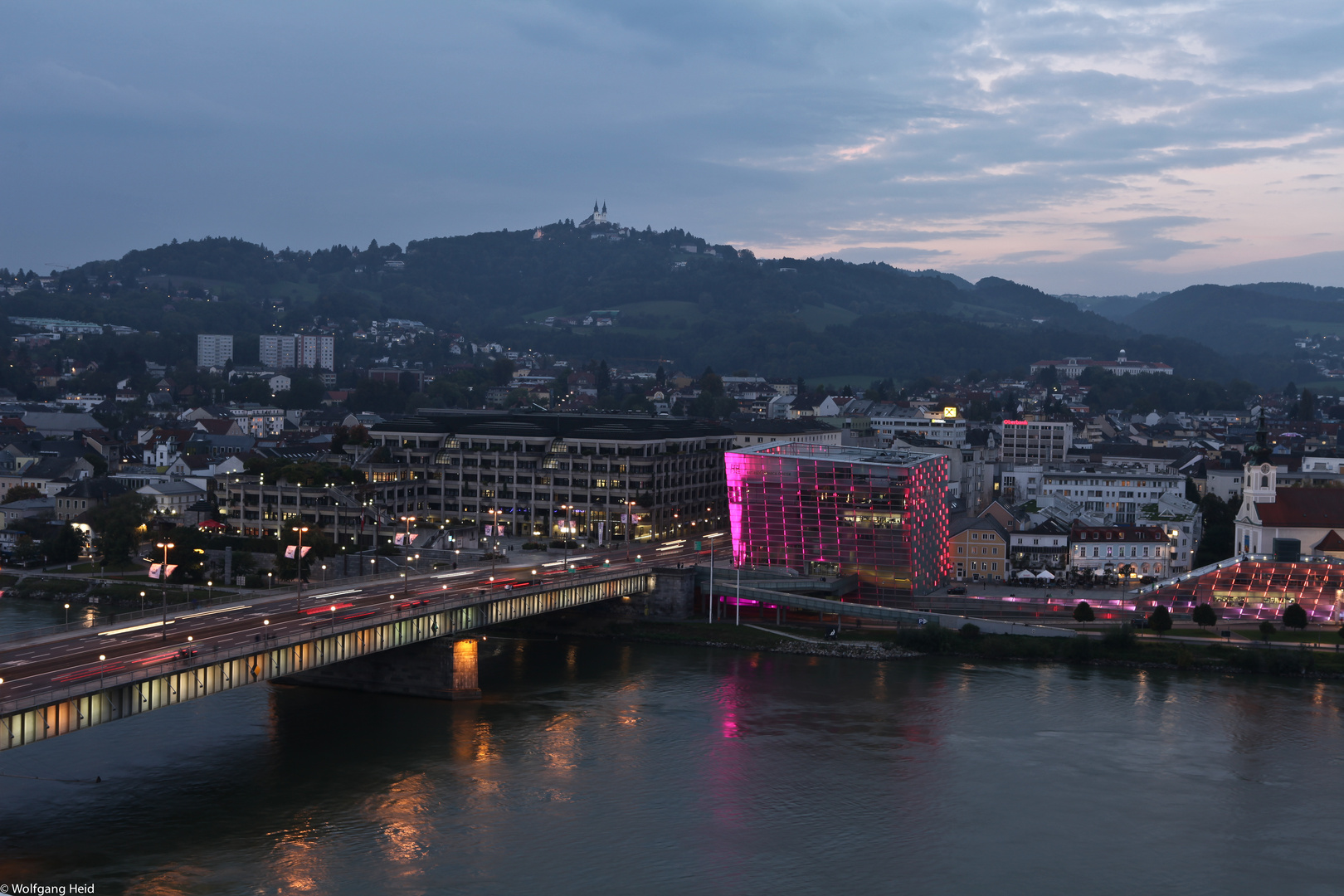 Abendstimmung über Linz-Urfahr.