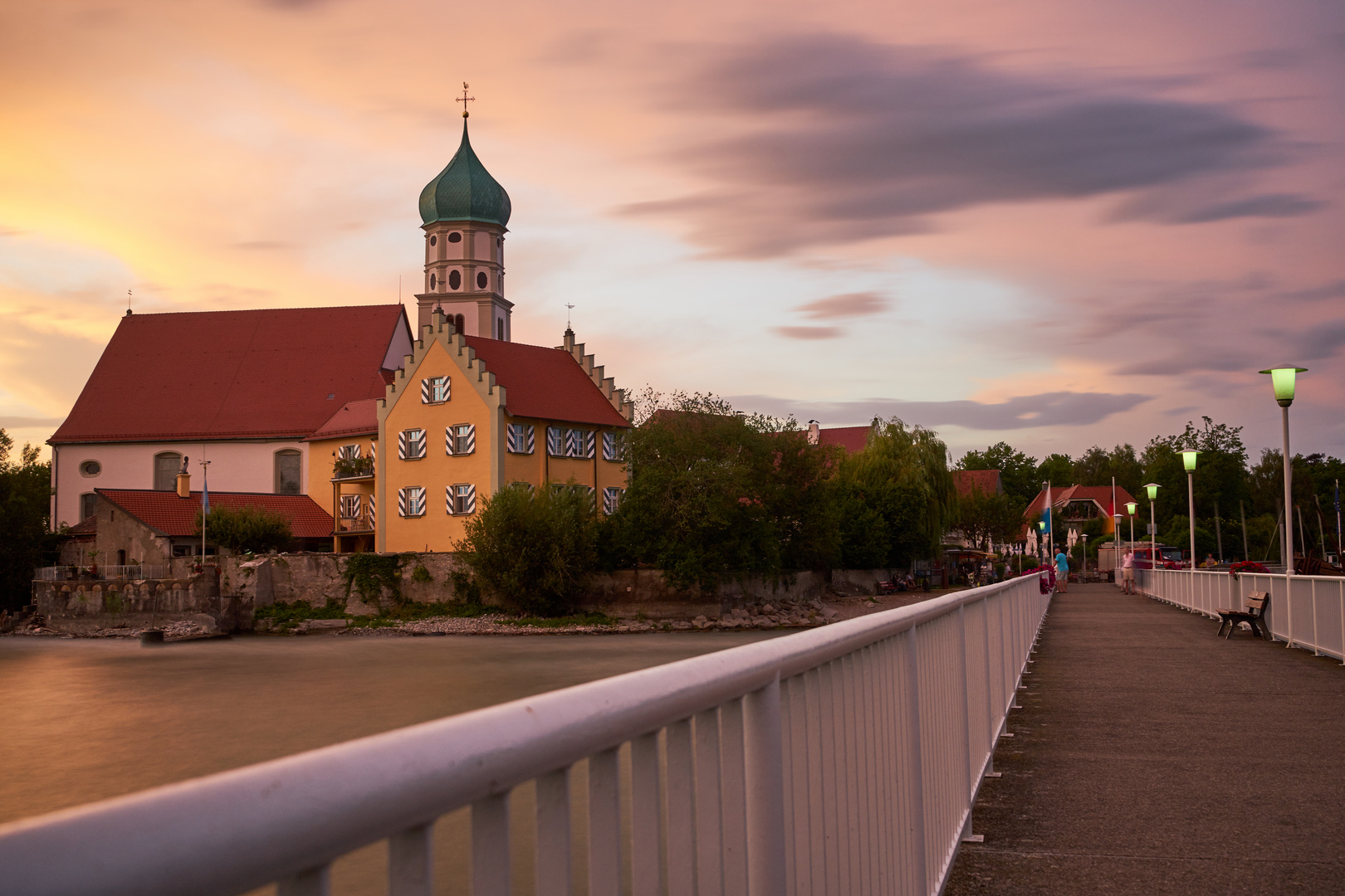 Abendstimmung über Schloss Wasserburg Bodensee