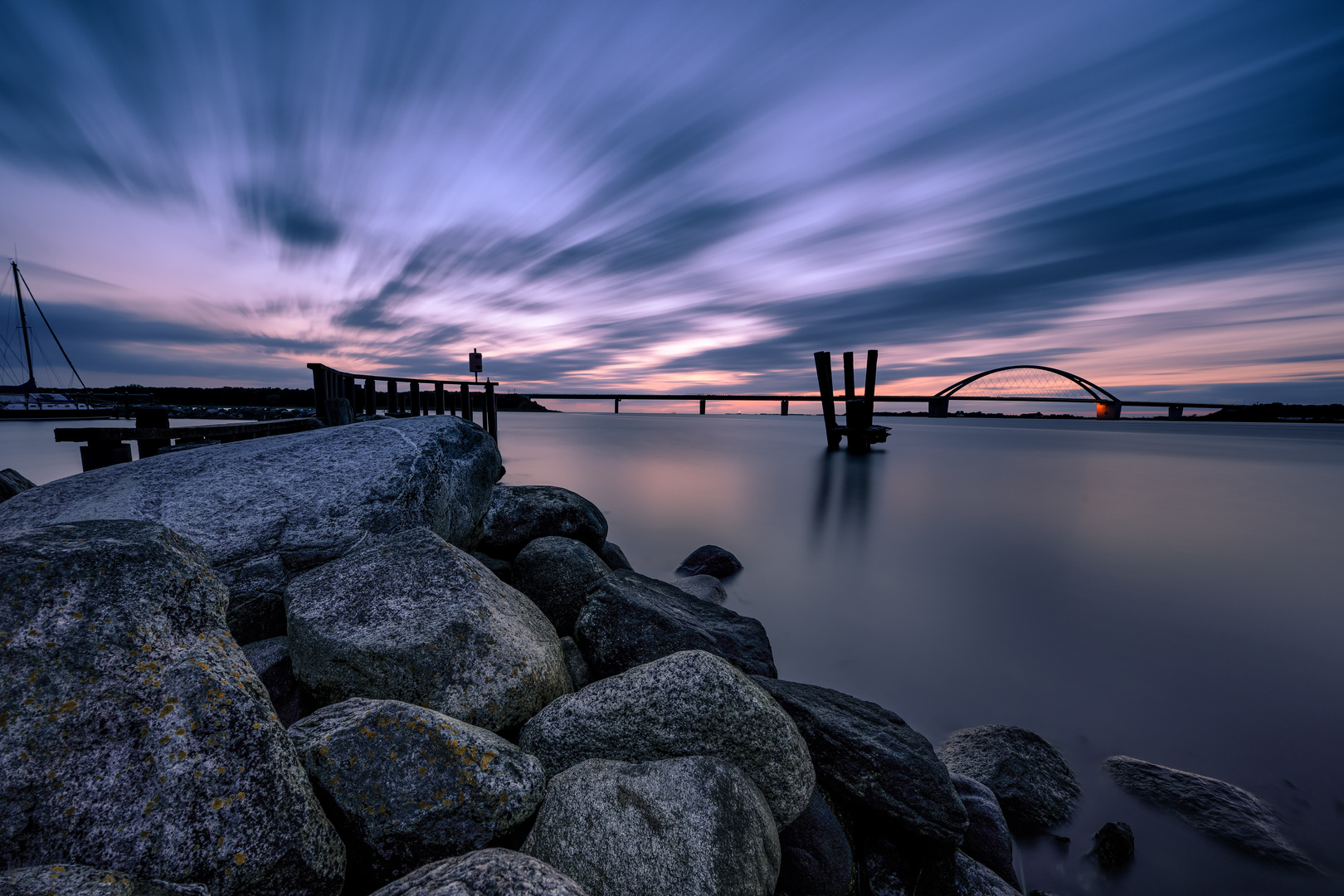 Abendstunde an der Fehmarnsundbrücke