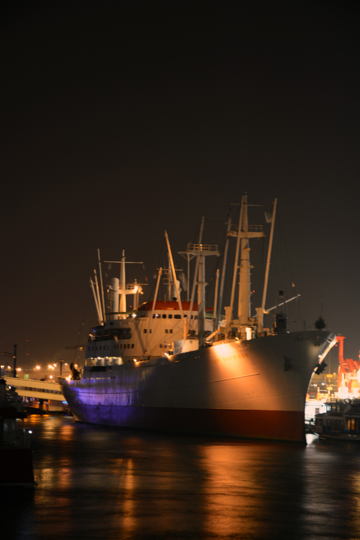 Abendstunden im Hamburger Hafen